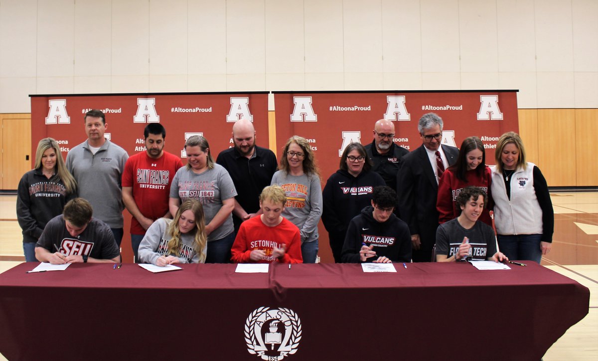 Congrats to Ethan Stroup (St. Francis Univ.), Brooke Long (St. Francis Univ.), Braeden Ferguson (Seton Hill Univ.), George Boutiller (California University of PA) and Aidan Kelley (Florida Institute of Technology)! Taking it to the next level! #AtloonaProud