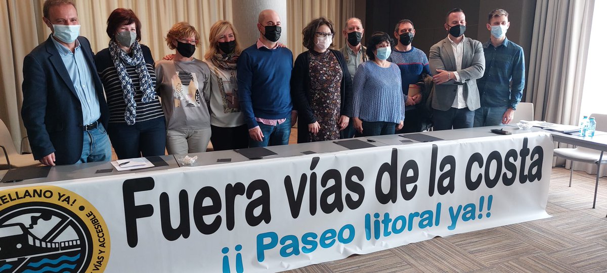 NatxoBellido's tweet photo. Reunió amb Plataforma ciutadana "Variante de Torrellano" per a explicar i raonar, amb @monicaoltra? sobre les reivindicacions #AgendadelTren🚉 d'Alacant davant l'Estat

Connexió amb aeroport 🚆✈ alliberant façana marítima 🌊
Parc Central 🏞
Parc de la Mar 🏞
#TransformAlacant💚 https://t.co/6pVWadECV6