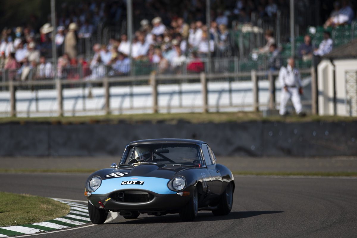 A fine set of brews from <a href="/motorsportcoffe/">MotorsportCoffee</a> lovingly donated by <a href="/Huffsport/">Rob Huff</a> despite his distain for my lack of angulation of CUT 7. 

Here’s a photo to prove him wrong. He’ll now have to retweet because it has his coffee in.

Villainy complete.