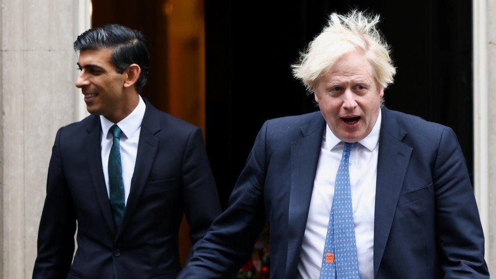 JMarkDodds's tweet photo. @lewis_goodall @UB5simon The #EtonDisordered #JohnsonVariant #ToryTocracy grotesques is avin a LARRRF innit? https://t.co/4qcfGjLwsO