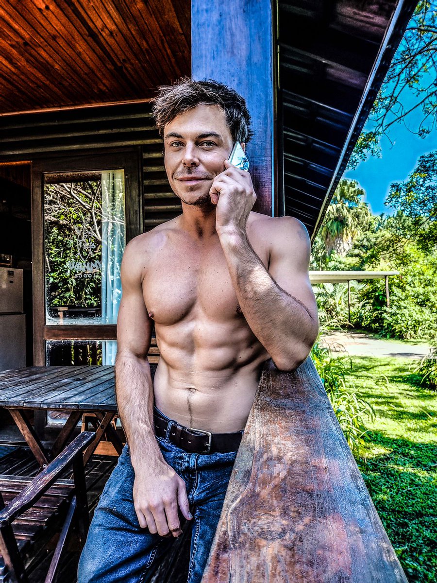 bobbyvjaarsveld's tweet photo. Meng werk met plesier langs die swembad want dis π© warm na al die rΓ«en! The new stylish design of this phone fits in anywhere anytime perfectly ππΌ
#HuaweiP50Series Easter deals available at all channel stores ππΌ https://t.co/VcxUWk7mru
#HuaweiTechEasterPromo
#HuaweiP50Series https://t.co/Q0dbQhc55u
