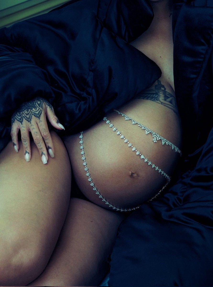 A BARRIGA DA RIHANNA DE BILHÕES 🥺