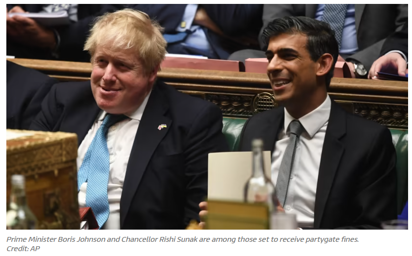 JMarkDodds's tweet photo. @lewis_goodall @UB5simon The #EtonDisordered #JohnsonVariant #ToryTocracy grotesques is avin a LARRRF innit? https://t.co/4qcfGjLwsO