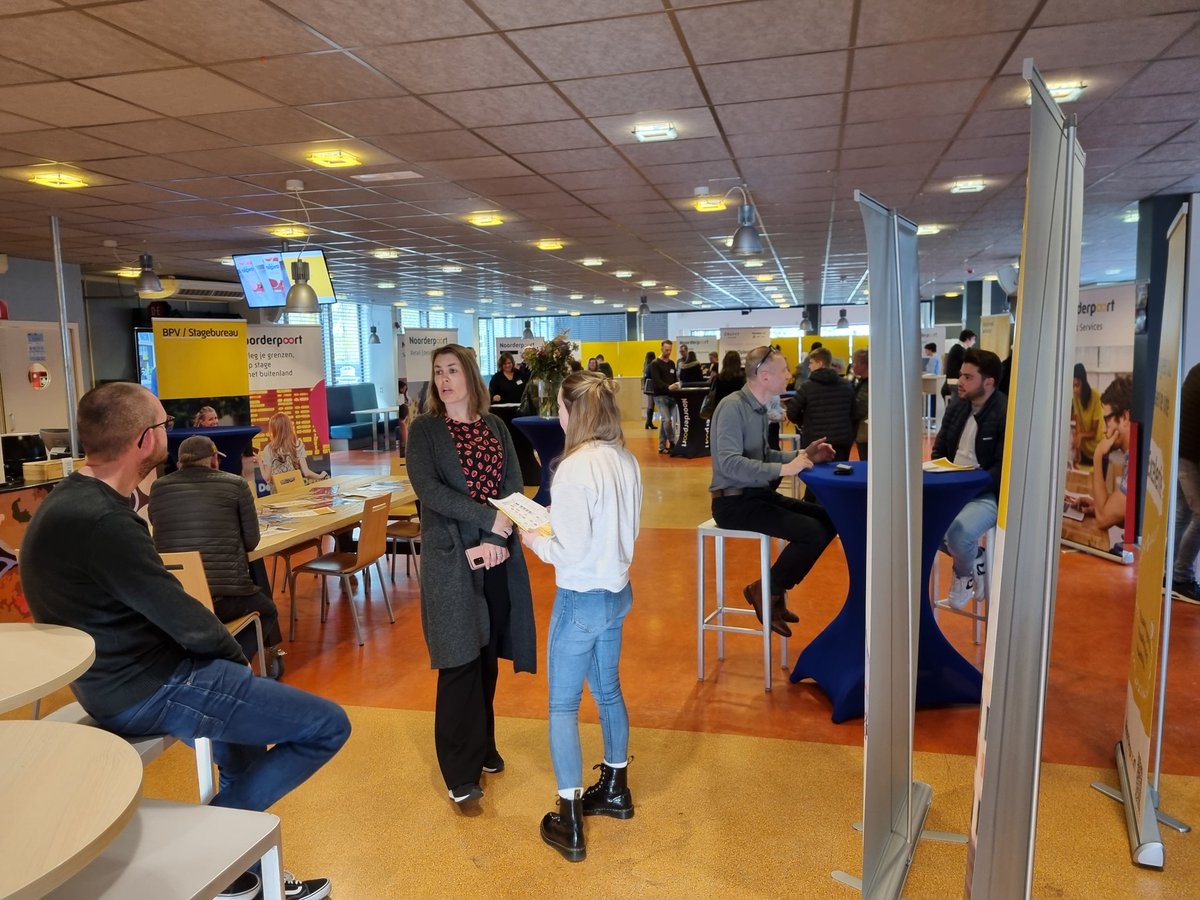 Henk Keen (@henkkeen1) on Twitter photo <a href="/NP_BusinessAdmi/">NP_BusinessAdmi</a> Open Huis 12 april 2022 ... flinke aanloop voor veel opleidingen ... tot 19.30 uur vanavond.. wel de mooiste en leukste school van Groningen... <a href="/NP_BusinessAdmi/">NP_BusinessAdmi</a> Open Huis 12 april 2022 ... flinke aanloop voor veel opleidingen ... tot 19.30 uur vanavond.. wel de mooiste en leukste school van Groningen...