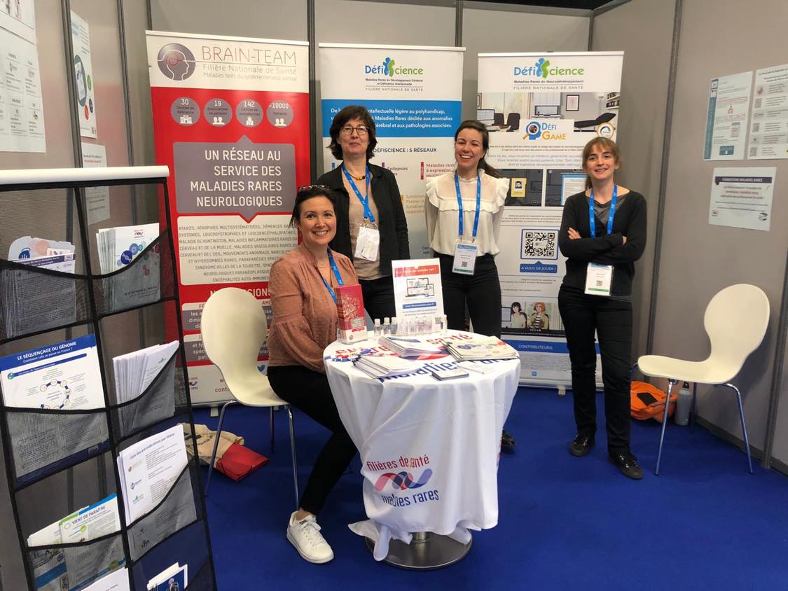 BRAINTEAM_FSMR's tweet photo. 📣 [EVENEMENT] Journées de Neurologie de Langue Française 
La filière est présente aux #JNLF du 12 au 15 avril aux côtés des filières neurologiques #FILSLAN et #DEFISCIENCE pour présenter aux neurologues leurs outils ressources ! Au programme sur notre stand : PNDS, RCP, PFMG... https://t.co/UW8kjppMSm