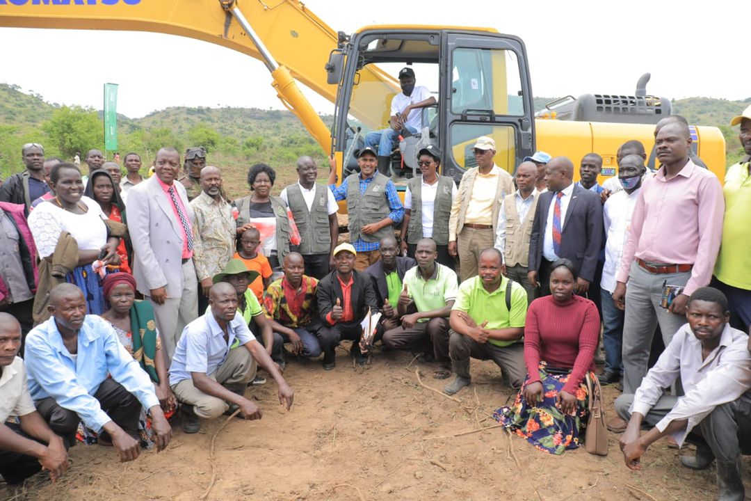 We ended the day in Kumi &amp; launched Road &amp; Bridge choke works on Kacalakweny-Tisai Road under <a href="/UgAcdp/">Agriculture Cluster Development Project -Uganda</a> . All these interventions are intended to support farmers at the various stages of their enterprise value chain (production &amp; marketing).

We cross to Abim ( Karamoja) tomorrow.