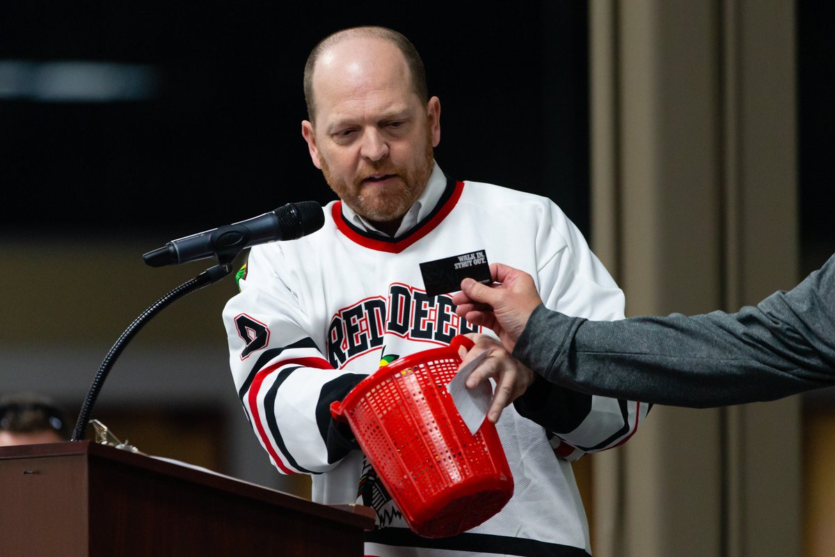 joewhitbread's tweet photo. Very exciting to be back hosting the @reddeerhockey Spring BBQ Bash, awards & wrap up this week. Congrats to players, coaches, & managers on your first “normal” season in a while. #RDMH
📷: @88_create https://t.co/mmGpN3dqlC