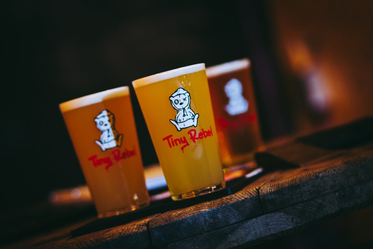 🍺 RACK EM AND STACK EM 🍺

Tiny Rebel Brewing Co. you beauty! 🤤

2nd day of the take over is going down a storm!

#glitchbariom #madjacksiom #axesalescocktails #goodvibetribe #craftbeer #axe #axethrowing #glitch #bar #cocktails #isleofman #tinyrebel