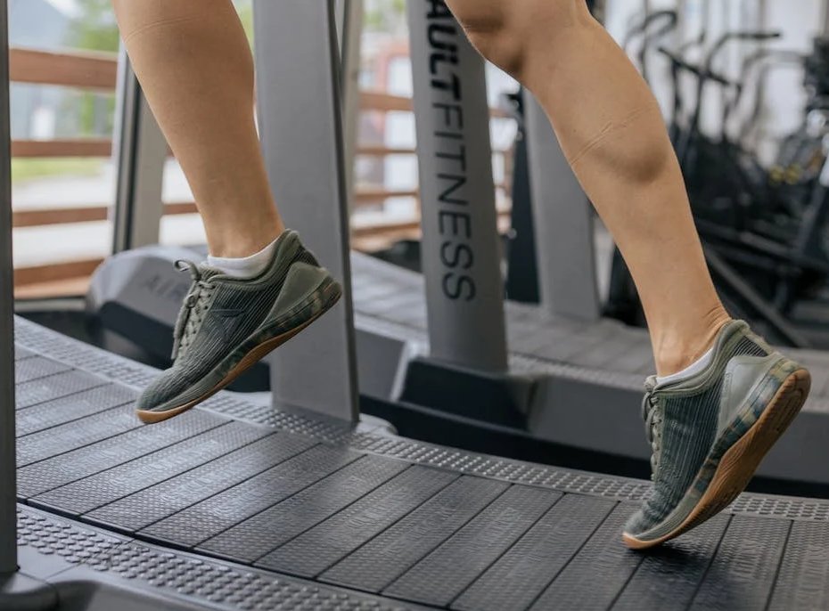 drdozellodc's tweet photo. Alfredson Rehab Protocol for Achilles Tendinopathy
Dr Donald A Ozello DC of Championship Chiropractic
#Vegas #Chiropractor #Chiropractic #SportsMedicine #Achilles #AchillesPain #AchillesTendinopathy #AchillesRehab #AlfredsonProtocol https://t.co/07KwXORvzR https://t.co/G3SWMZ0j0z