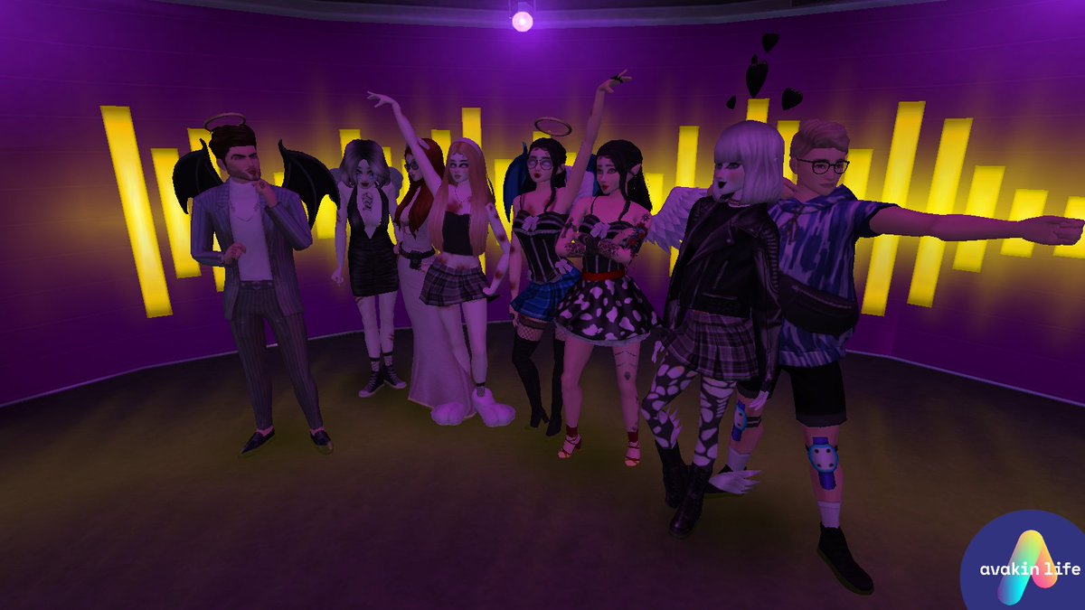 DeidaSims's tweet photo. Gracias chicos! ustedes siempre hacen que mis directos sean tan alegres 💘 los amo un montón a todos 🤗
#avakincreatorweek #avakinLife #avakincreators
#avakinlife #avakinlifela #avakinmodel #avakincommunity #avakininfluencer #avakininstagram #avakininstagrammer #avakinespañol https://t.co/gGHZA9VHdM