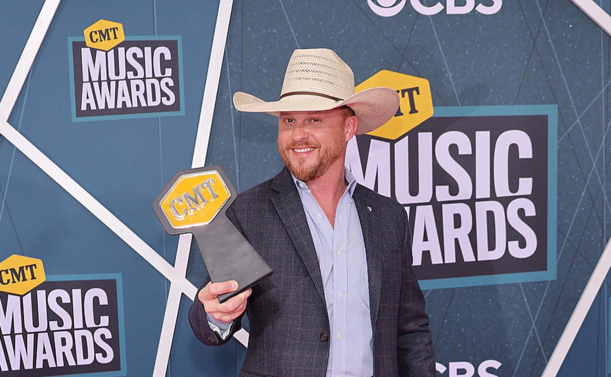 codyjohnson's tweet photo. #COJONation! What an unbelievable night! I truly mean it when I say, #YallPeople are the best fans in the world! Couldn’t do this without y’all! https://t.co/SJR0Rtu1ZX