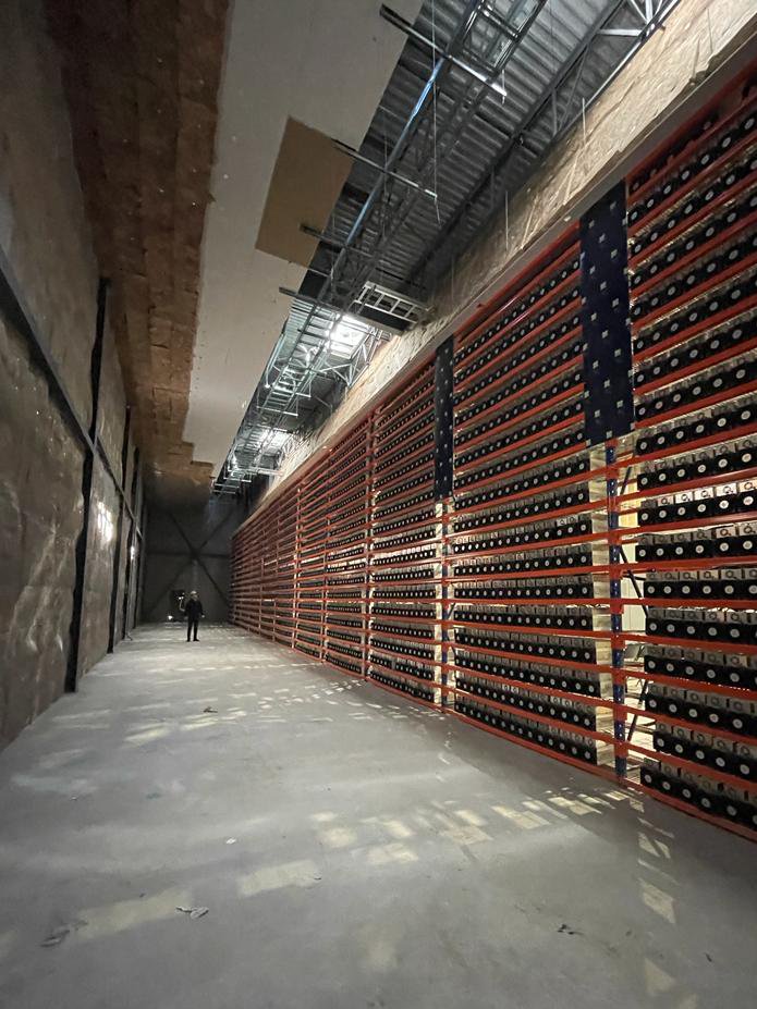 keelinfra_'s tweet photo. 👷🏻👷🏻‍♀️ Construction continues on The Bunker

🚀 #BITF $BTC #BitcoinMining #Blockchain #NasdaqListed https://t.co/ktciwaCkaM