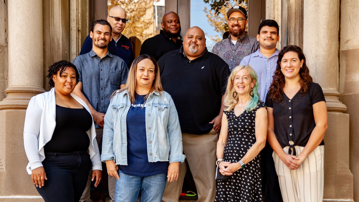 We are hiring at the Milwaukee Neighborhood News Service! Come join the dream team and help us (and our communities) grow and prosper.
milwaukeenns.org/2022/04/12/ins…