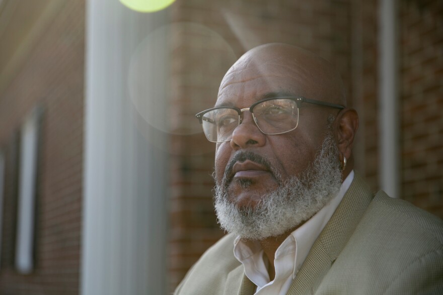 wunc's tweet photo. Andrew Brown Jr.'s death has sparked an awakening in Pasquotank County. More people are paying attention to local politics and power structures than before, according to more than a dozen community and political leaders.
https://t.co/FxAk16vm1n

Photos by Allison Joyce for WUNC https://t.co/b4OWoFyced