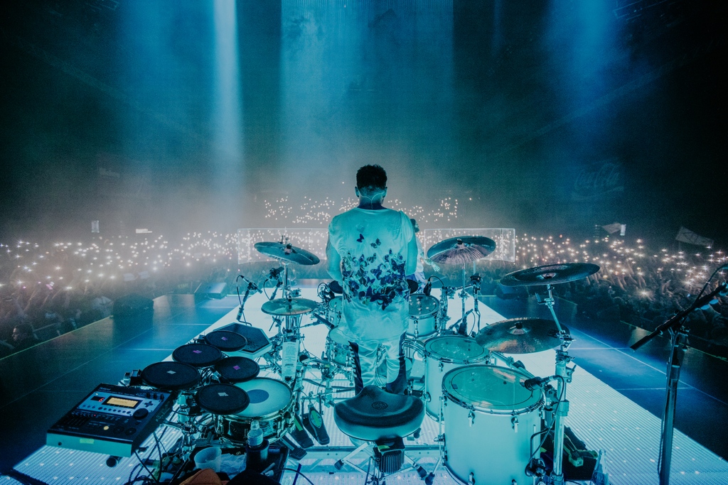 THIRTY SECONDS TO MARS tweet media