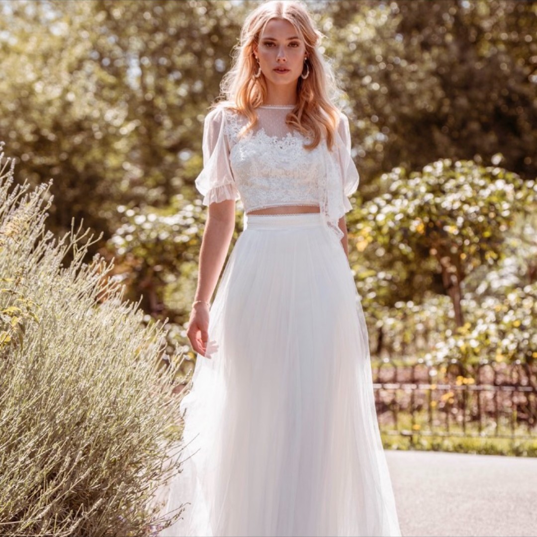 Localiseapp's tweet image. Did you know #vickisbride has a wide range of Mix'n'Match tops, skirts and even trousers that will help you create your perfect bridal look? And the best thing is - You will look great in it, with high waisted jeans or skirts for years after! 

#SpringIntoLocal #ShopLocal