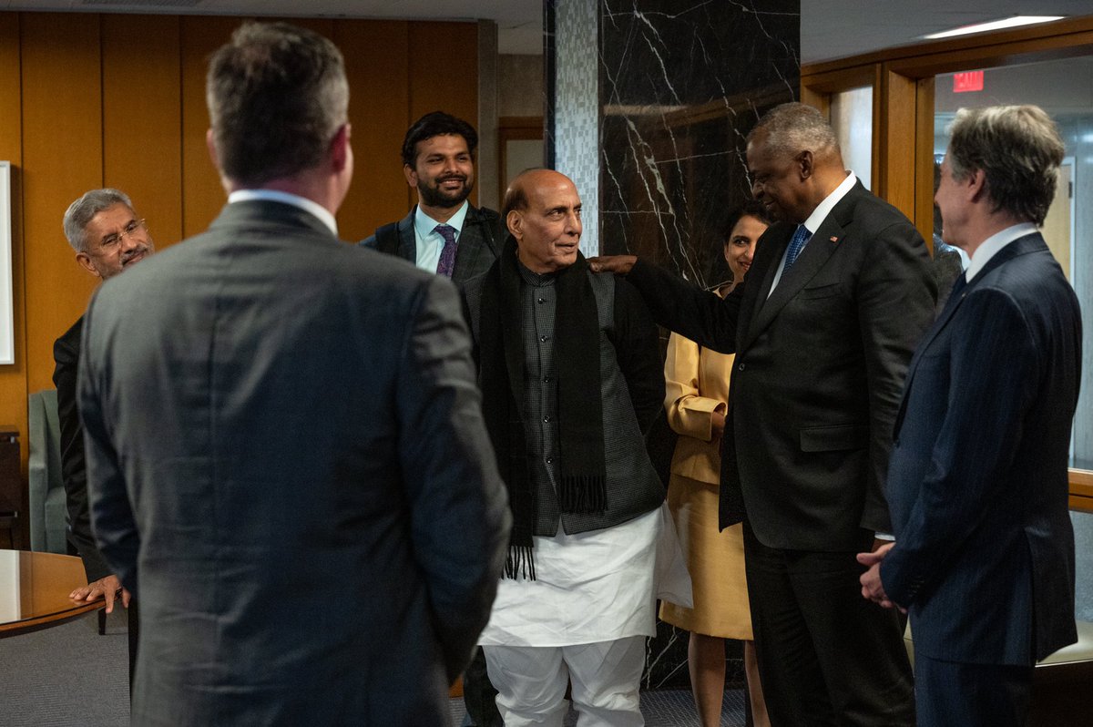 Archive: Lloyd J. Austin III tweet media