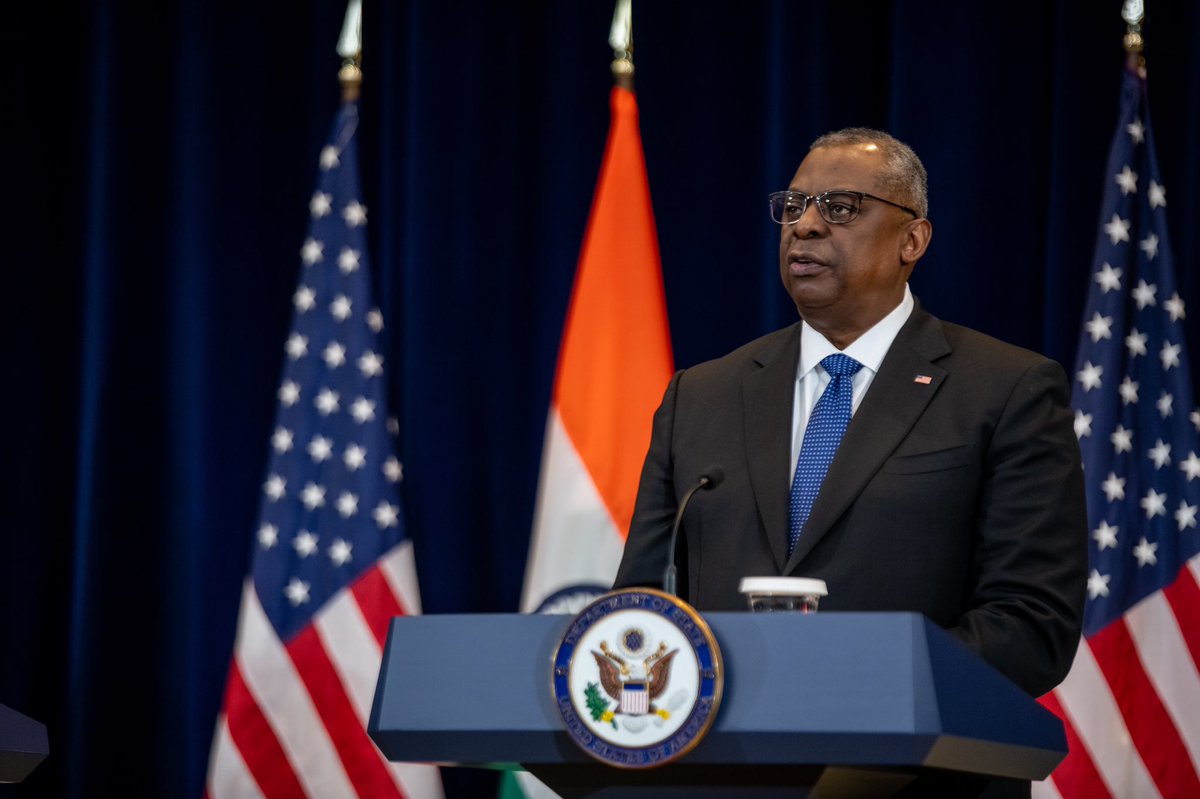 Archive: Lloyd J. Austin III tweet media