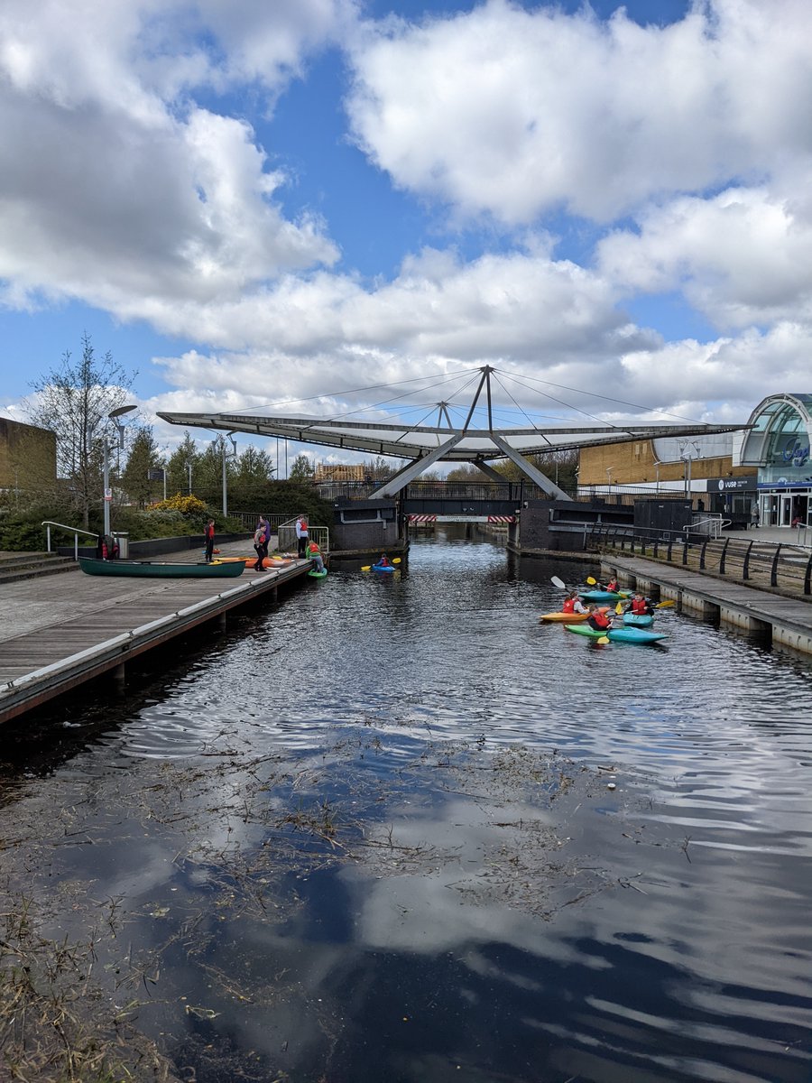 Kayaking at Clydbank shopping centre was some buzz on Saturday!! We got some nice weather for it too. Heard other groups had a run in with a swan 🤪👀🦢 <a href="/ysortit/">Y sort it</a> @LeeanneYsortit @MicYsortit