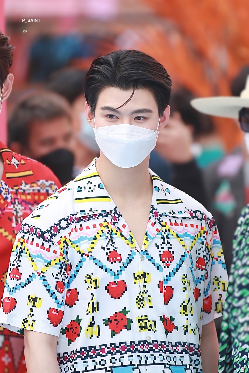 ..... Happy to see you..... Beautiful baby.... 💞❤️💖💖💖💕🌹😍😍😍😙😘😉🥰.. #SaintSengHengxISSUE #saint_sup #MingEr #PerthTanapon #KDPPE #TRIGON #PerthSaintSation