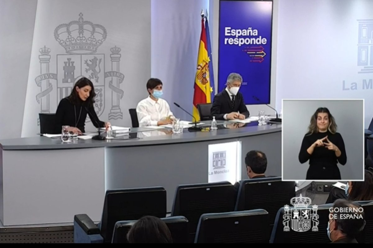 AeafaAbogados's tweet photo. 🚨🚨🚨 La AEAFA considera que el Gobierno @justiciagob ha discriminado a las #familias frente a las empresas al dejarlas sin Justicia especializada.

🆕Hoy ha aprobado en Consejo de Ministros el Anteproyecto de Ley Orgánica de Eficiencia Organizativa de la Justicia 
Hilo🧵👇 https://t.co/b1Kv33m0hj