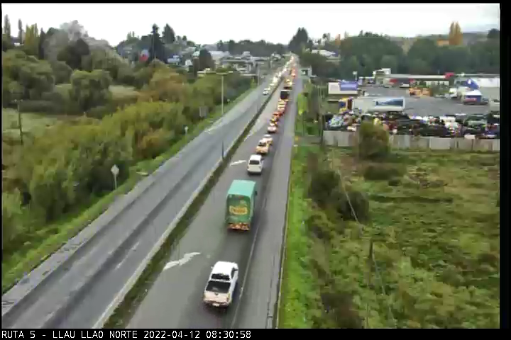 TTILosLagos's tweet photo. ⚠️ [07:43] #Chiloé: alto flujo vehicular en #Ruta5, entre cruce Llau-Llao e ingreso norte de #Castro norte - sur; entre Llau-Llao y #PidPid sur a norte, conduzca con precaución. https://t.co/8tybKoMB9k