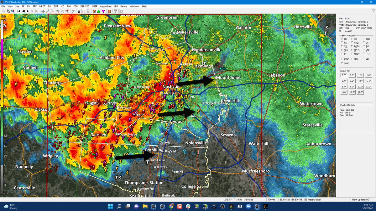 This a lawt! of CG lightning, y'all / 645 AM youtube.com/watch?v=aO4em3…