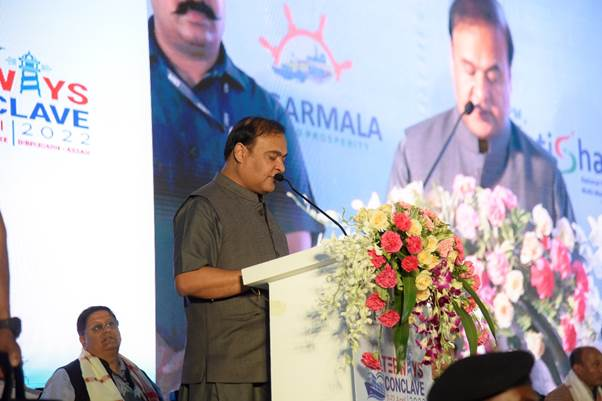 PIBChandigarh's tweet photo. Union Minister @sarbanandsonwal says waterways could provide the greatest opportunities for young entrepreneurs
Assam anchoring 770 crores project for safe ferry services
#WaterwaysConclave
🔗https://t.co/yYA4X90vFO @shipmin_india https://t.co/Z44Mm2b6a3