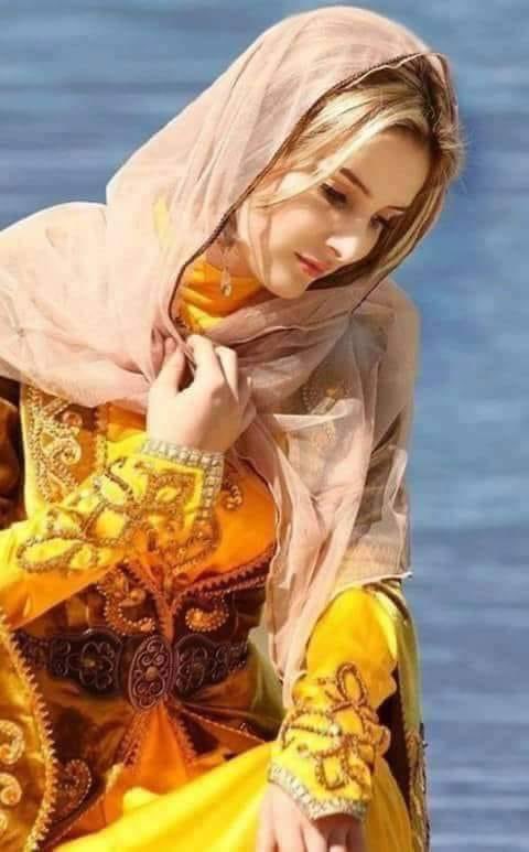 joumanaaris__20's tweet photo. ومازال تحت رماد صمتي بضع جمرات حارقة تلسع قلبي وتجبره على ألصمت 
❣️❣️❣️❣️❣️❣️❣️❣️❣️
#مسيناكم https://t.co/S6WBlmcoqY