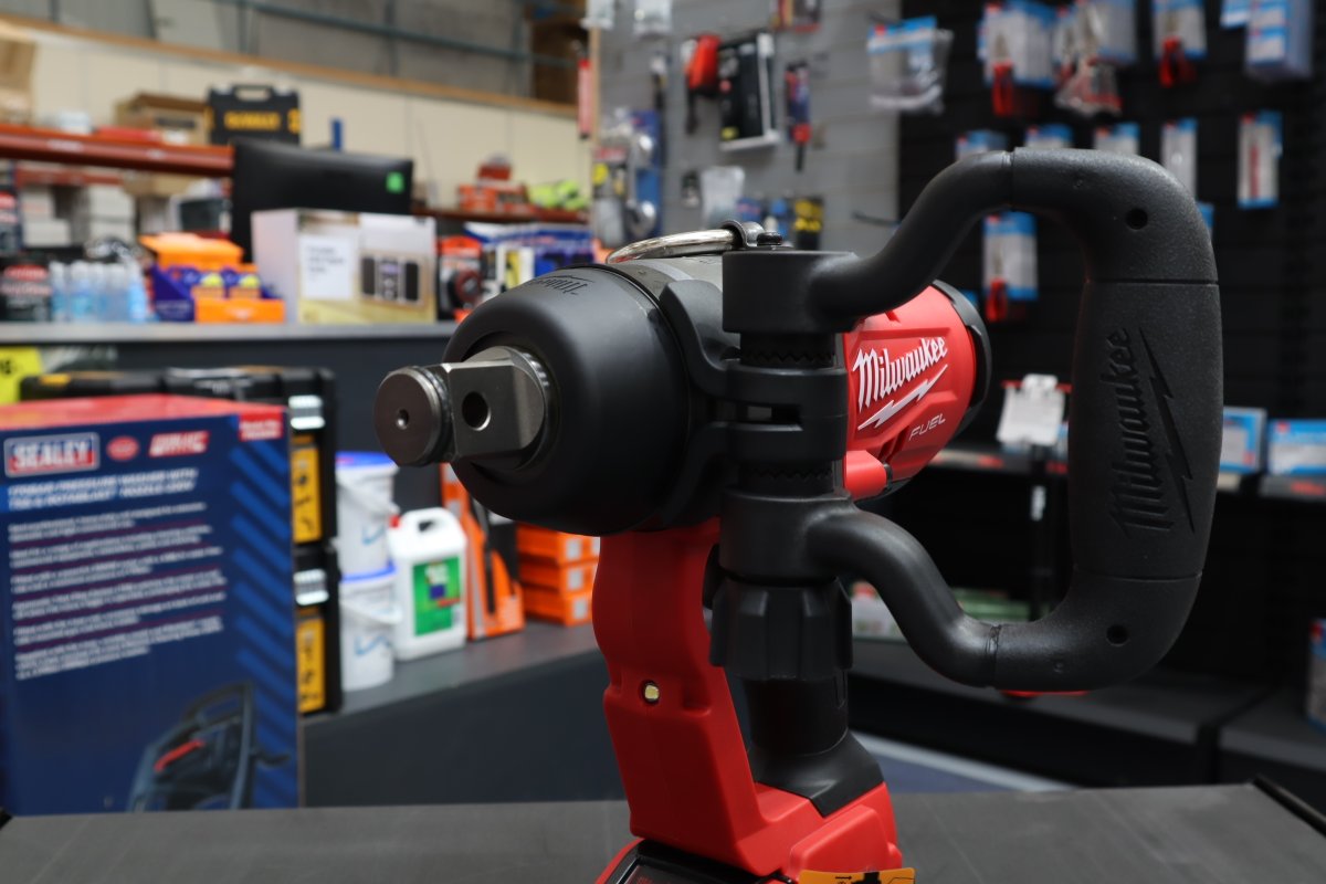 Another day... another <a href="/MilwaukeeTool/">Milwaukee Tool</a> !

Out for delivery today, one of our most popular Milwaukee Tool. 1" Drive Impact wrench with 2x 8.0Ah High Output Batteries

This baby can deliver 2,400Nm!!!
Go ahead, feast your eyes...

#nothingbutheavyduty
#Milwaukee 
#milwaukeetools
#RC