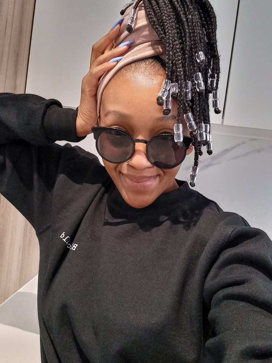 houseofavm's tweet photo. Hey Blackchild it's official, the Blackchild merch is back with a wider range and better quality. Cop yourself our unisex short sleeve, long cuffed sleeve, sweater, hoodie or sweat pants. From S-XXL
Your support is highly appreciated 🙏🏿🙏🏿 
Connie Faith Lelo https://t.co/DwskmSbt6a