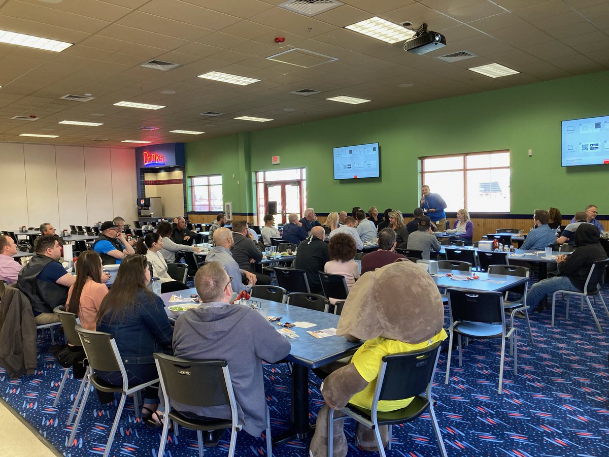 Davis Chamber (@davischamberut) on Twitter photo Big thank you to Justin Smith from Legacy Private Wealth Advisors who presented on retirement planning at our Business Alliance lunch last week! We had 44 people attend - wow! Our next networking lunch is Wed., 4/20.
#Utah #UtahBusiness #UtahNetworkingGroup <a href="/Sfredrickson14/">Stacey Fredrickson</a> Big thank you to Justin Smith from Legacy Private Wealth Advisors who presented on retirement planning at our Business Alliance lunch last week! We had 44 people attend - wow! Our next networking lunch is Wed., 4/20.
#Utah #UtahBusiness #UtahNetworkingGroup <a href="/Sfredrickson14/">Stacey Fredrickson</a>