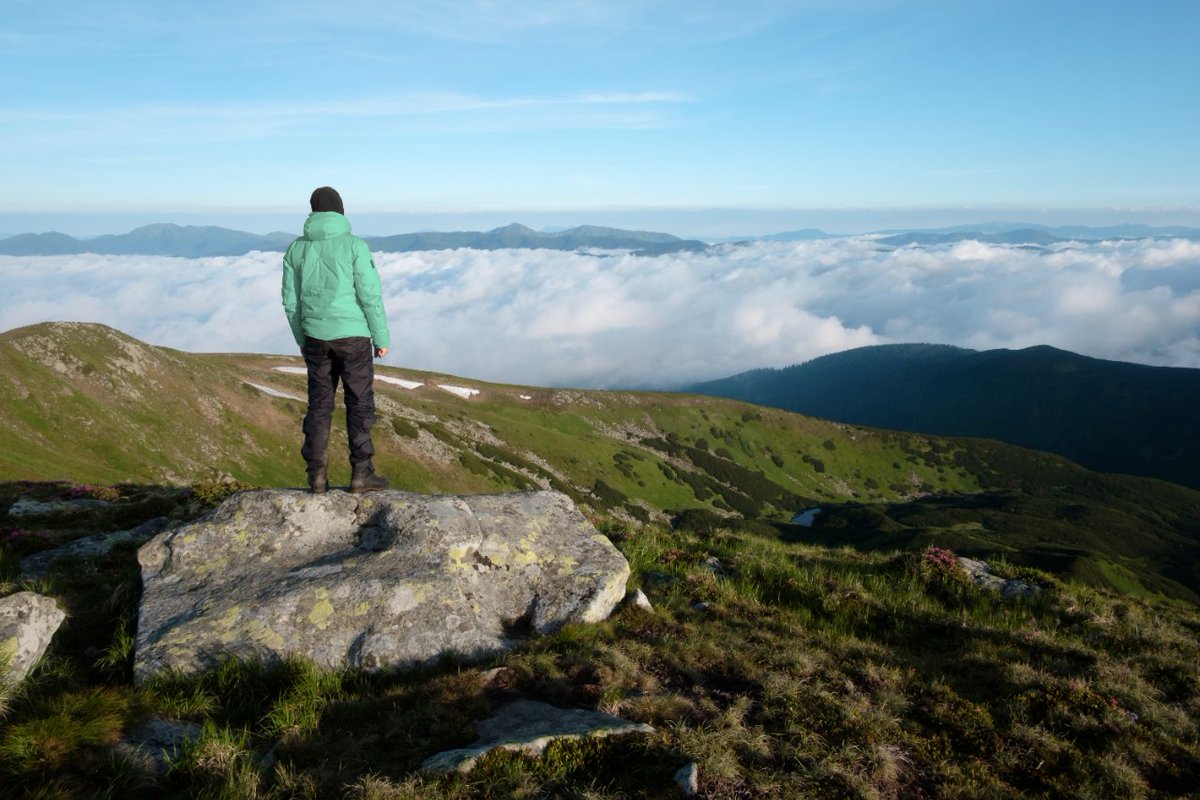 TRACKGEAR2's tweet photo. "There’s a whole world out there, right outside your window. You’d be a fool to miss it."
-
-
#claimyourway #lovingoutdoors #explore #adventure #nature https://t.co/XrMNbydfEv