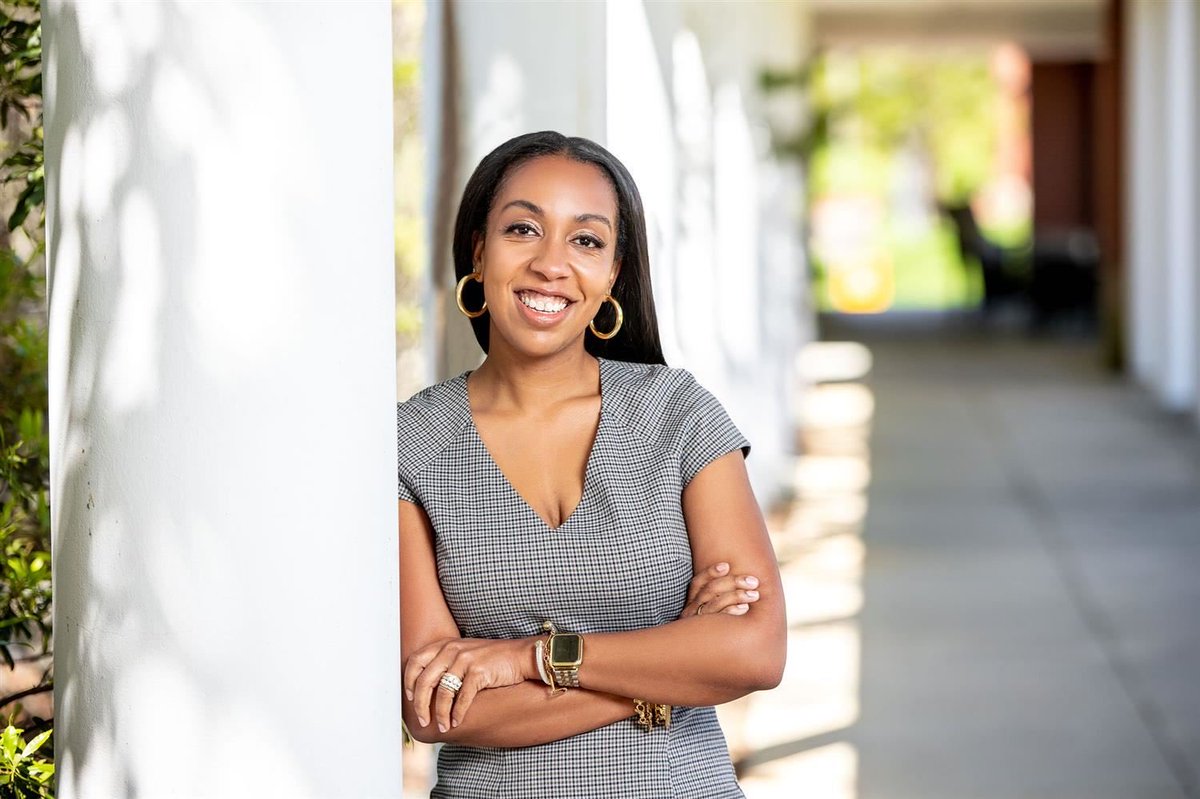leaders_black's tweet photo. Ms. @MariahAWalker is principal of Hilburn Academy in NC. She is a former AP &amp; Curriculum Director. She’s a triple grad of NCSU and a compassionate &amp; purposeful educator bringing STEM excellence to her K-8 school. #knowhername #BWEL @WPCSS https://t.co/vmvuHnZenl