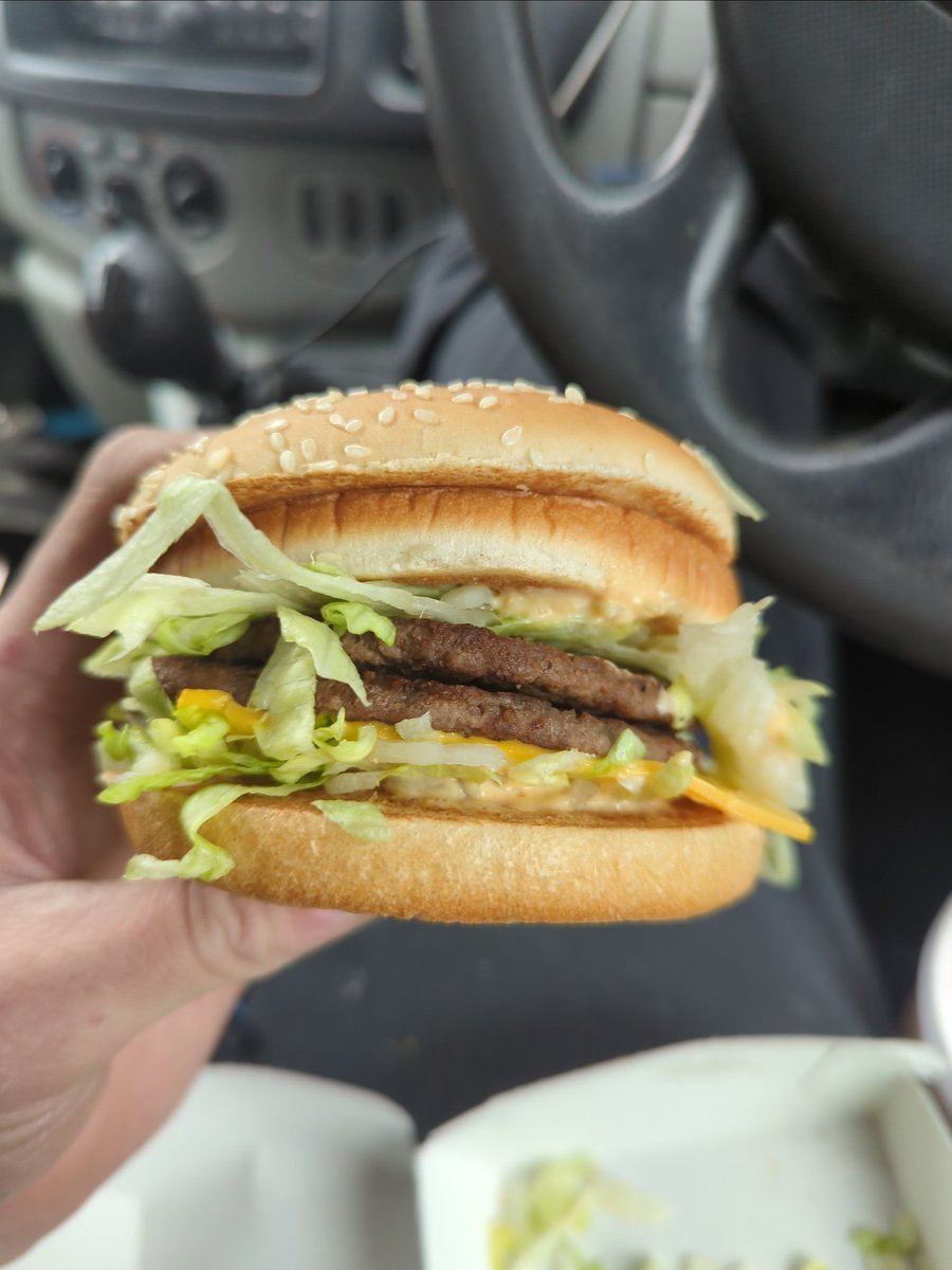 pdaveyelec's tweet image. You had one job @McDonaldsUK