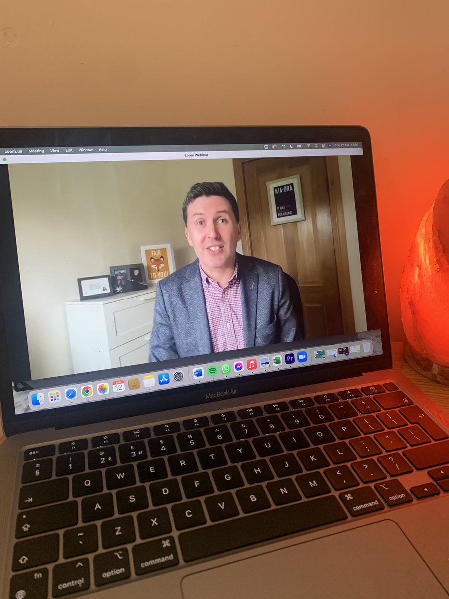 Niamh Bartley tweet media