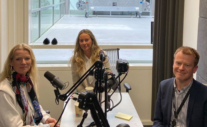 "Ved pumpene svir det, i sikringsskapet går det varmt, og i lønnsoppgjøret blir det raust. Står Norge allerede i en tøff lønns- og prisspiral? Og ender det hele med at Norges Bank må trekke i nødbremsen?" Gjestet <a href="/E24podden/">E24-podden</a> med <a href="/KariDueAndresen/">Kari Due-Andresen</a> 

Hør her: e24.no/podkast/vgtv/e…