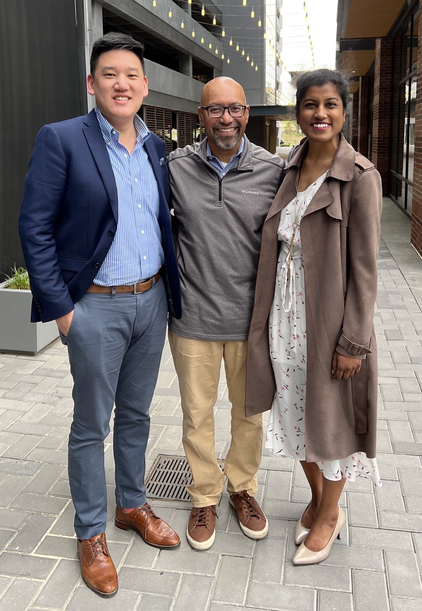 nobility75's tweet photo. One of best parts of #AAIM22 is connecting with the @EmoryDeptofMed #EUHM incoming and outgoing Chief Residents. @emoryimchiefs @katta_md https://t.co/Ace5SxIiFb
