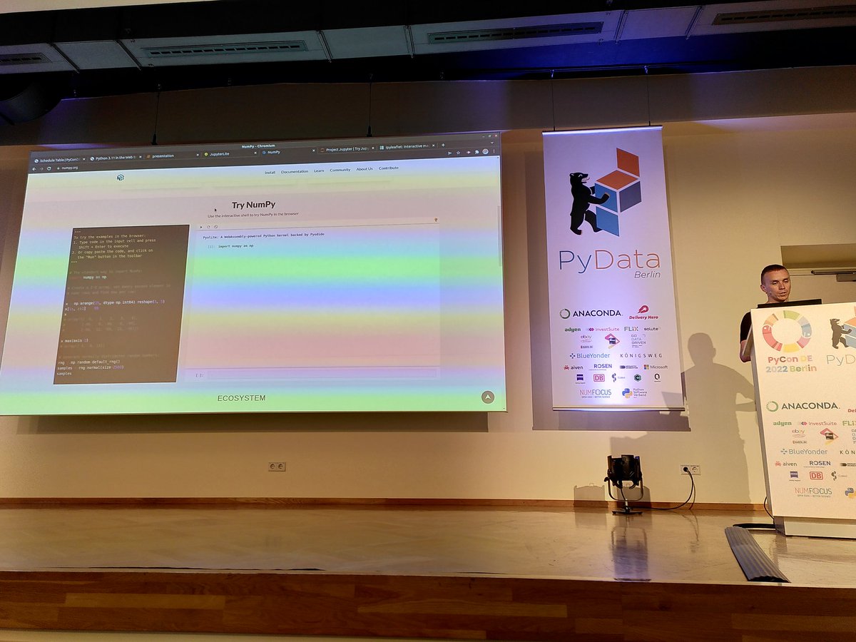 SylvainCorlay's tweet image. Now showing how to embed a @ProjectJupyter console or notebook on any website, with the example of the @numpy_team website that includes a #JupyterLite console in the front page.