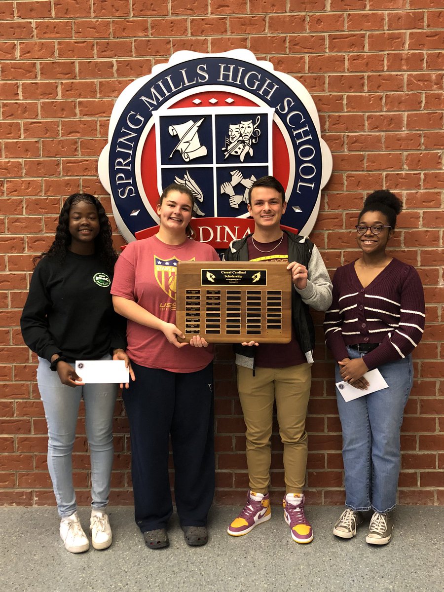 Congratulations to our 2022 Casual Cardinal Scholarship winners! <a href="/JasonKamlowsky/">Jason Kamlowsky</a> <a href="/SMHS_Official/">House of CARDS ♣️♥️</a> @PKMsupt <a href="/BerkCoSchoolsWV/">Berkeley Co. Schools</a> <a href="/CarrieMarcum/">Carrie Marcum</a> <a href="/MarkSalfia24/">Mark Salfia</a>