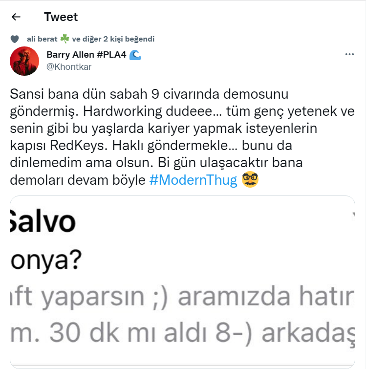 xtsygang's tweet photo. Khontkar ve Sansar Salvo arasında yine bir şeyler oluyor. :) Khonkar attığı tweet ile Sansar Salvo'nun kendisine demo gönderdiğini iddia etti.
#khontkar #sansarsalvo #sansi #khont #redkeys #redkeysmusic #khontkar💯 #modernthug #rap #trap #hiphop #drill #oldschool #boombap #müzik https://t.co/RHaUggLKnx