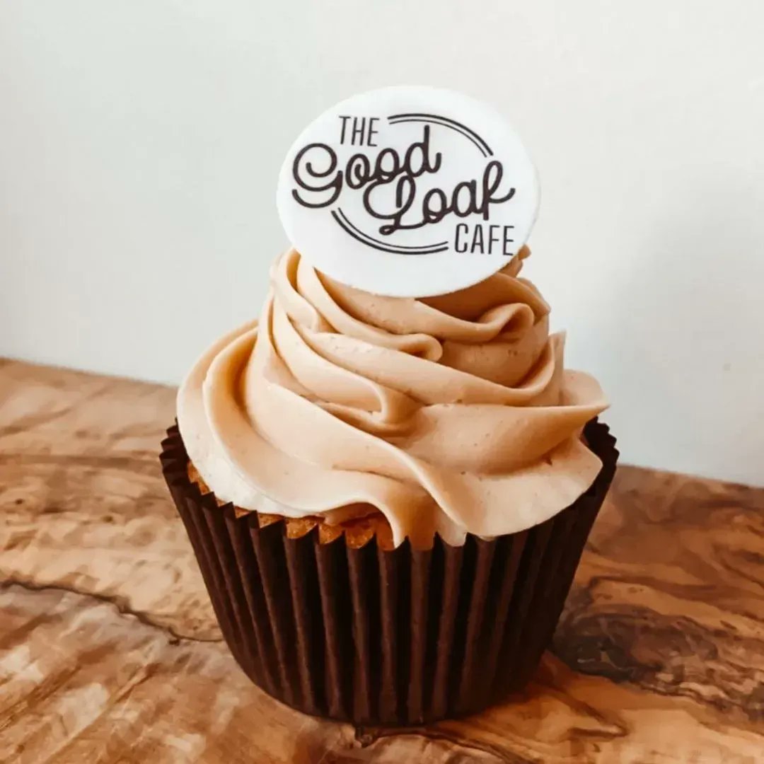 AvonsideWilts's tweet photo. G O O D  L O A F   C A F É   O P E N I N G   F R I D A Y  15th A P R I L, 8.30am to 3pm. 
The Good Loaf Cafe are giving away a free cupcake to the first 30 customers on Friday! You don’t have to have a dog to qualify 😁
#avonsidewilts #melksham #wiltshirelife #newcafe #bakehouse https://t.co/7UbCCV1Mjg