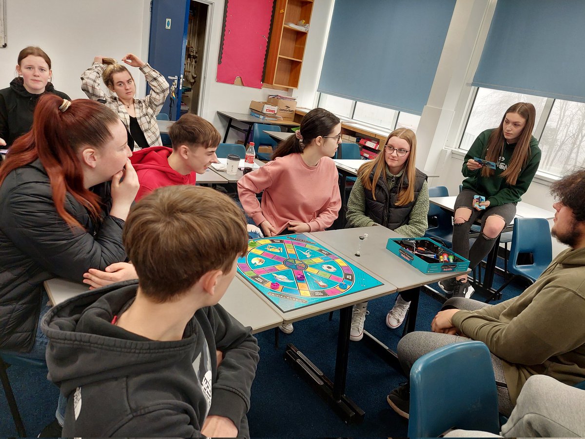 PE_BFS's tweet image. Great revision session with Y11 - very worthwhile to look at exam technique &amp;amp; understanding command words 🧑‍🎓👩‍🎓 Also, a very competitive game of &apos;PE Pursuit&apos; (after explaining what an actual board game was 🤣) #TechGeneration  well done Ellie &amp;amp; Meg on the win! 🏆 @Brynmawr_school