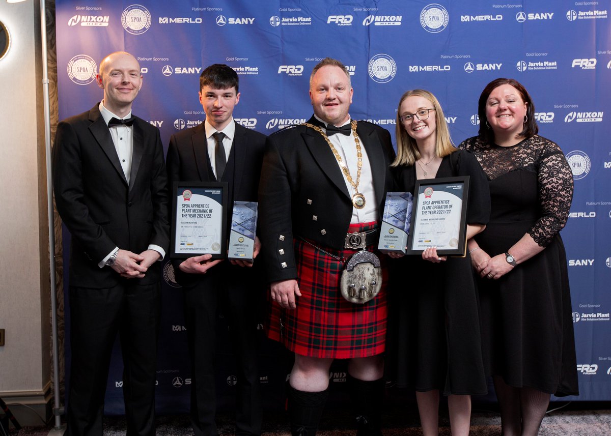 🏆 Apprentice of the Year 🏆

Congrats to Callum McIntyre of DM Forklifts &amp; Eleanor Macmillan-Currie of W&amp;M Currie &amp; Son on being awarded #Apprentice of the Year 2021/2022, co-sponsored by <a href="/FinningNews/">FinningNews</a> &amp; <a href="/CITB_Scotland/">CITB Scotland 🏴󠁧󠁢󠁳󠁣󠁴󠁿</a>, in their respective fields at our 70th annual dinner.