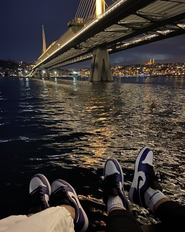 This kind of vibe >>