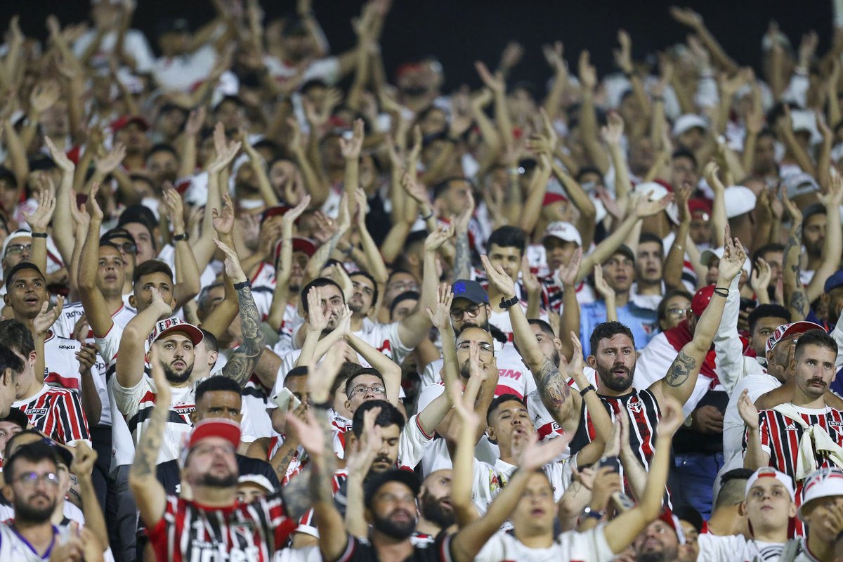 SaoPauloFC's tweet photo. 🔛 Ingressos para São Paulo x Everton-CHI, pela @SudamericanaBR, estão à venda para toda a torcida!

➡️ https://t.co/WhCWQotMbf

🗓️ 14/04 (quinta-feira)
⏰ 19h15
🏟️ Morumbi

#VemProMorumbi
#SejaSócioTorcedor
#VamosSãoPaulo 🇾🇪 https://t.co/dvkBV4J0Zo