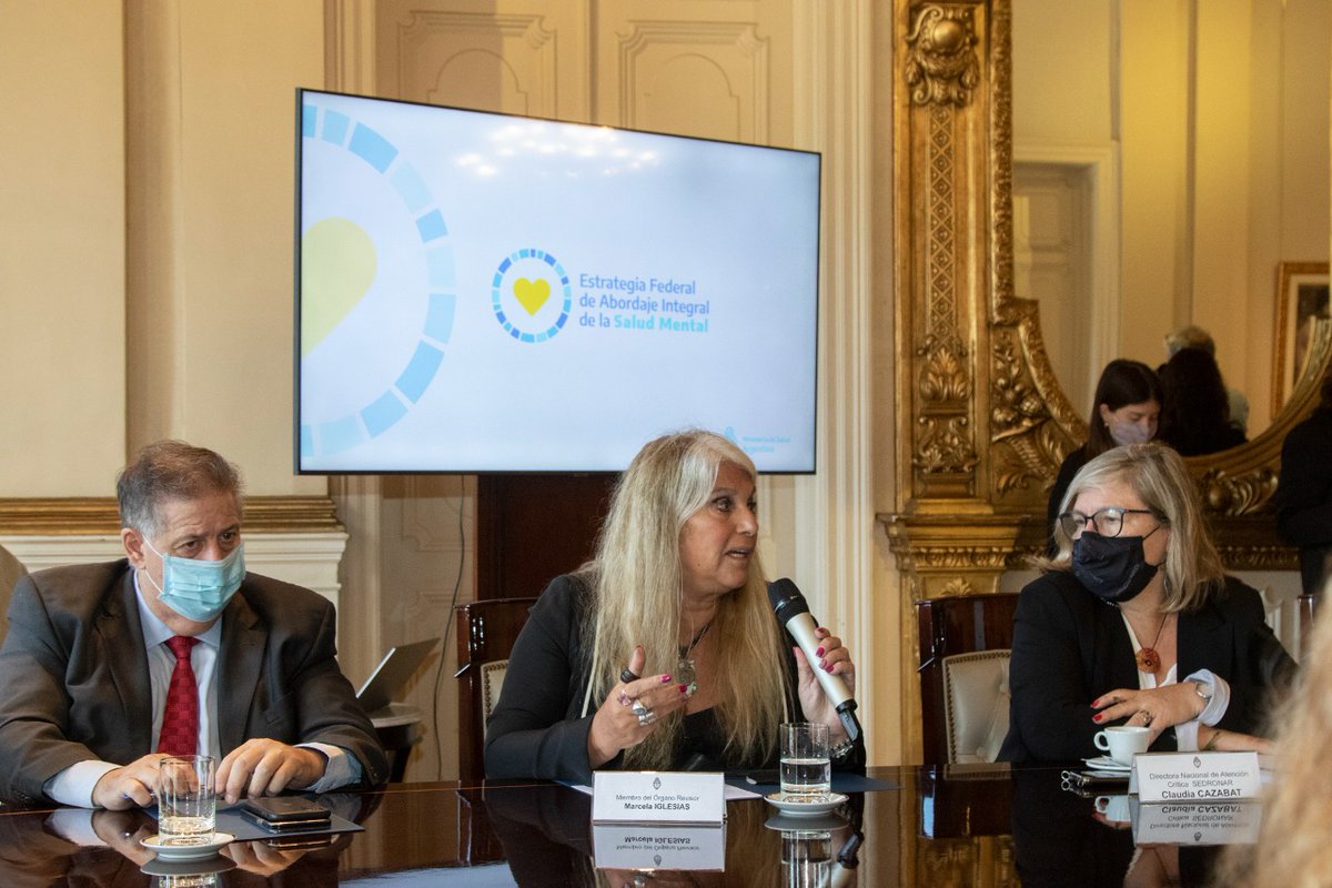 MinSalud_Ar's tweet photo. Reunión extraordinaria de la Comisión Nacional Interministerial en Políticas de Salud y Adicciones para elaborar una estrategia federal que aborde la salud mental y el consumo problemático desde una perspectiva integral.
+https://t.co/T9DooeIibn https://t.co/FrTYaiLcLI