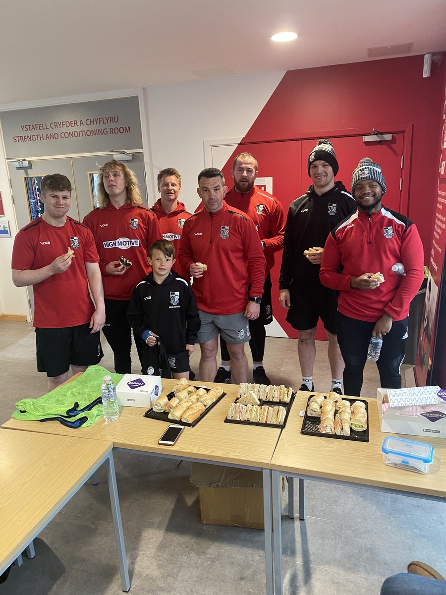 PontypriddI's tweet photo. The first session has finished.. One word.. AMAZING 🤩 @USWBScRugby @PontyPSRU @PontypriddRFC @USWSport https://t.co/SQx0EO9jrx
