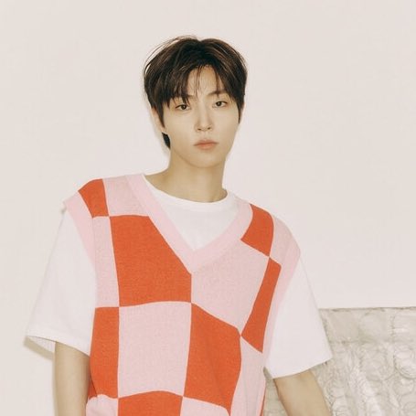 HWANG INYOUP PICS tweet media