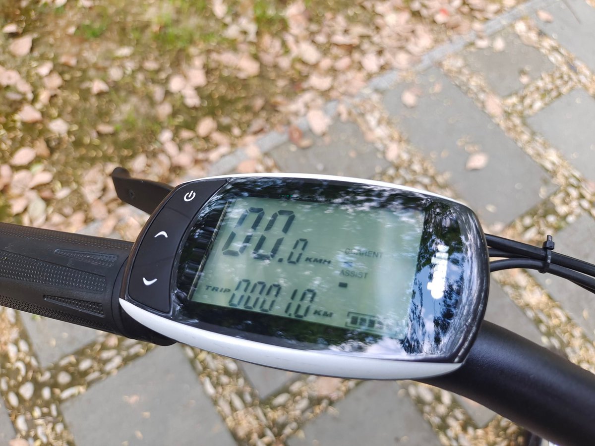 BYuanzhenyan's tweet photo. HX-N19
1. Frame: 20" .
2. Fork: Steel.
3. Brake: Disc Brake.
4. Shifter: 7S, Shimano.
5. Battery: 36V/10.4AH lithium battery.
6. Motor: 250W, Bafang Motor.
7. Display: LCD.
#ev #escooter #ebikes #electricskateboard #longboard #board #electricbike #ebikestore #ecobike #ebikelife https://t.co/z2TdRR7RS2